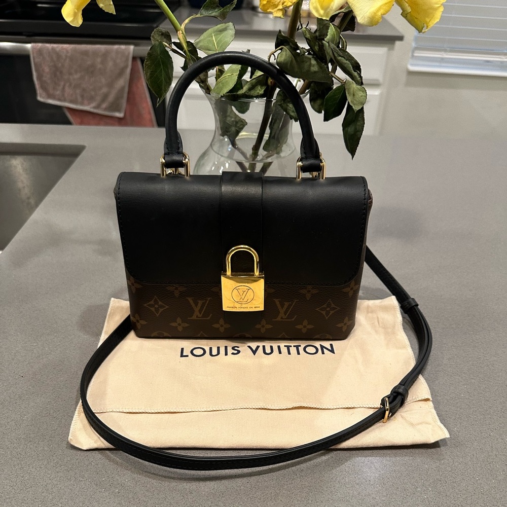 Authentic Louis Vuitton locky bB monogram purse